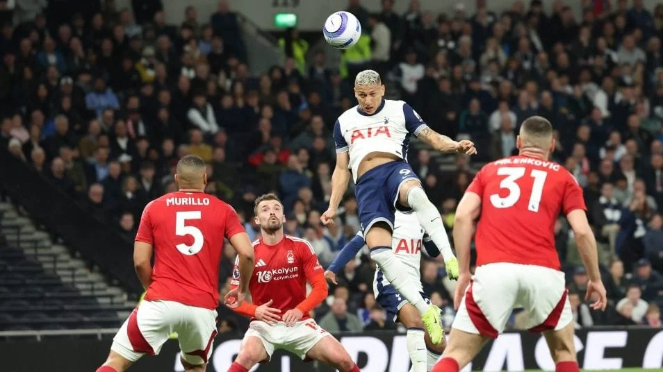 尤文客战紫百合大名单：伊尔迪兹领衔，凯利、卡瓦尔回归